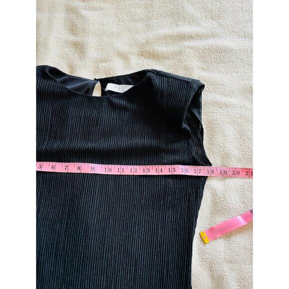ASTR The Label Black Plisse Maxi Dress xs Sleeveless Padded Shoulder Cocktail - Picture 11 of 11
